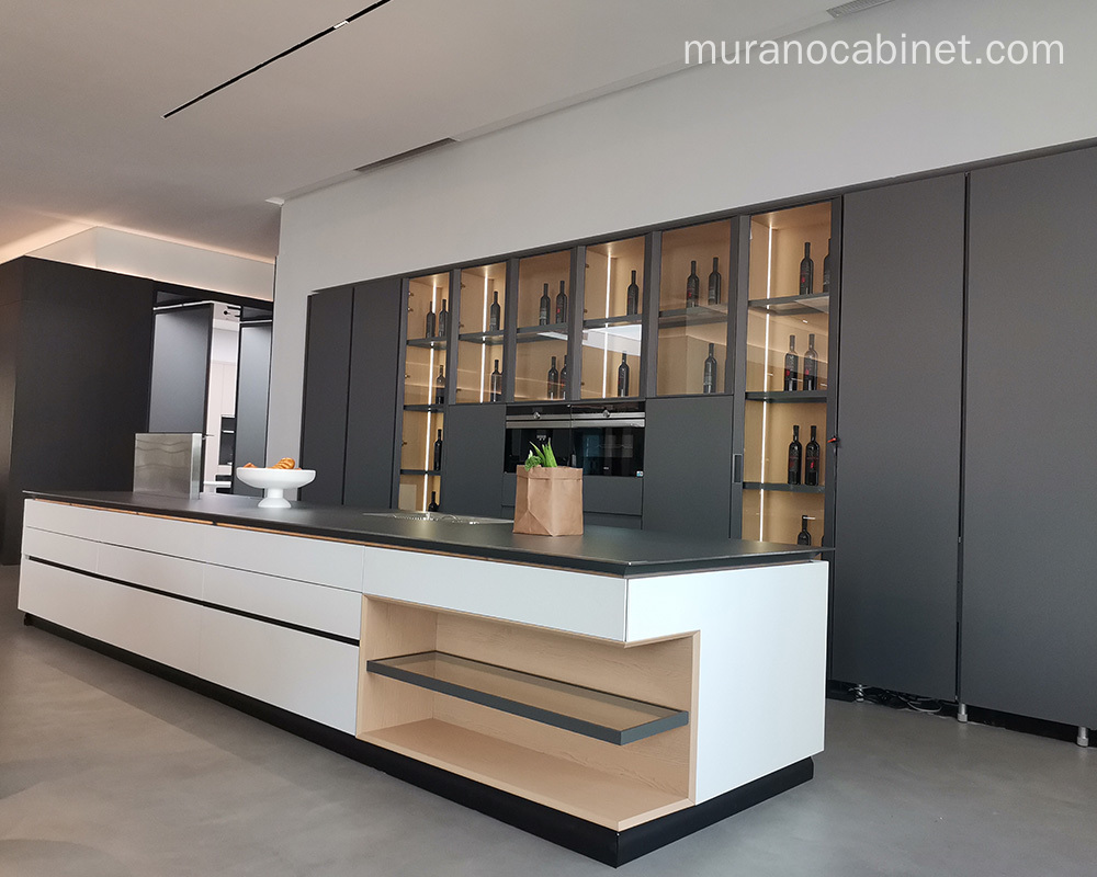 Kitchen cabinet design with island